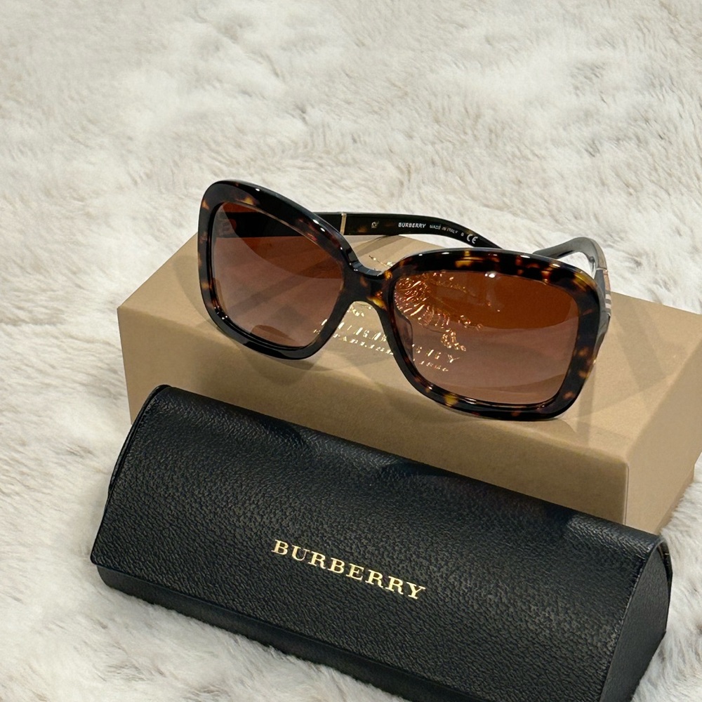 Burberry Havana Style Sunglasses